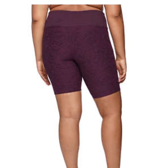 🔸 Kirkland 🔸 purple biker shorts - Picture 2 of 9